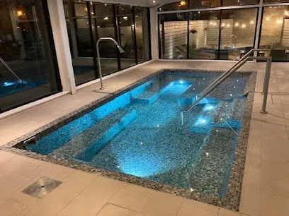 Image de Bain de Soleil - Piscine et Spa