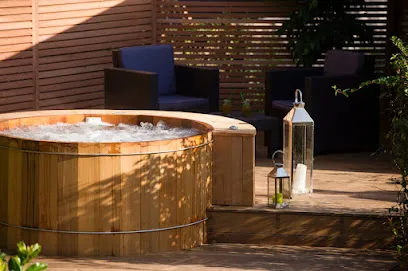 Image de Les Bulles de Cèdre® - Spas en bois - Saunas en bois - Bains Nordiques