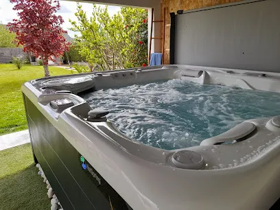 Image de Piscines & Spas 35 | Esprit Piscine | Hotspring