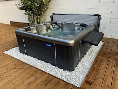 Image de Wellness Family concessionnaire Oasis Spas, Riptide - Sens (Spas, Spas de nage & Piscine)